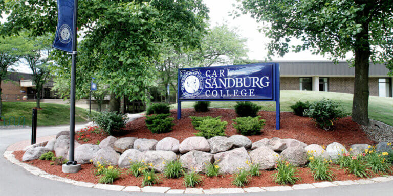Carl Sandburg College campus