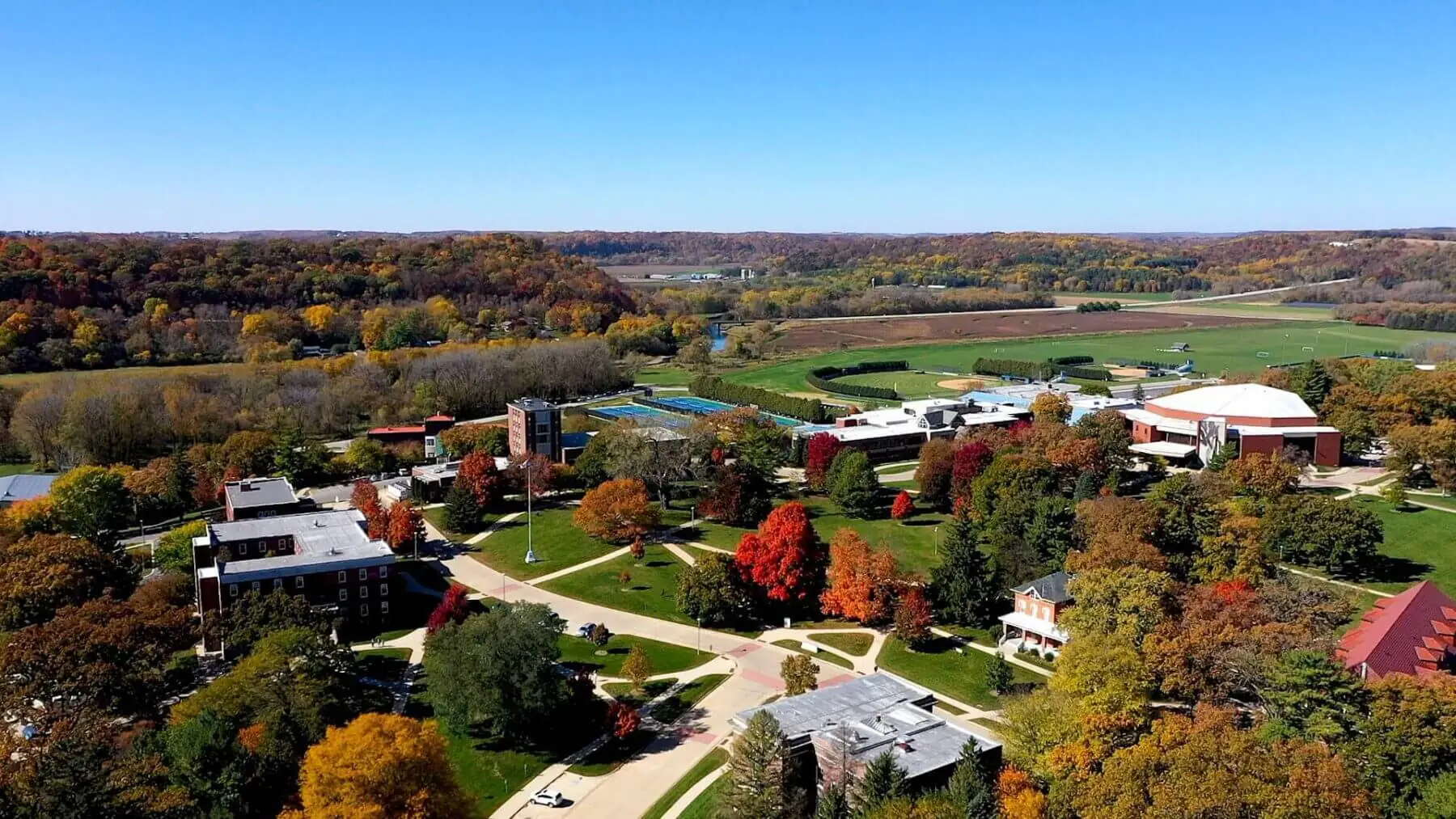 An arial view of Luther College campus.