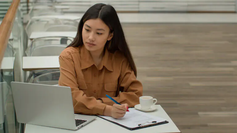 Remote vs Online Learning: What’s the Difference?