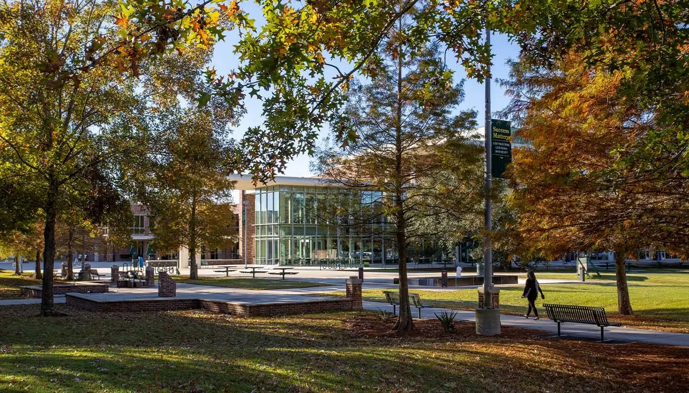 Southeastern Louisiana University entrance.