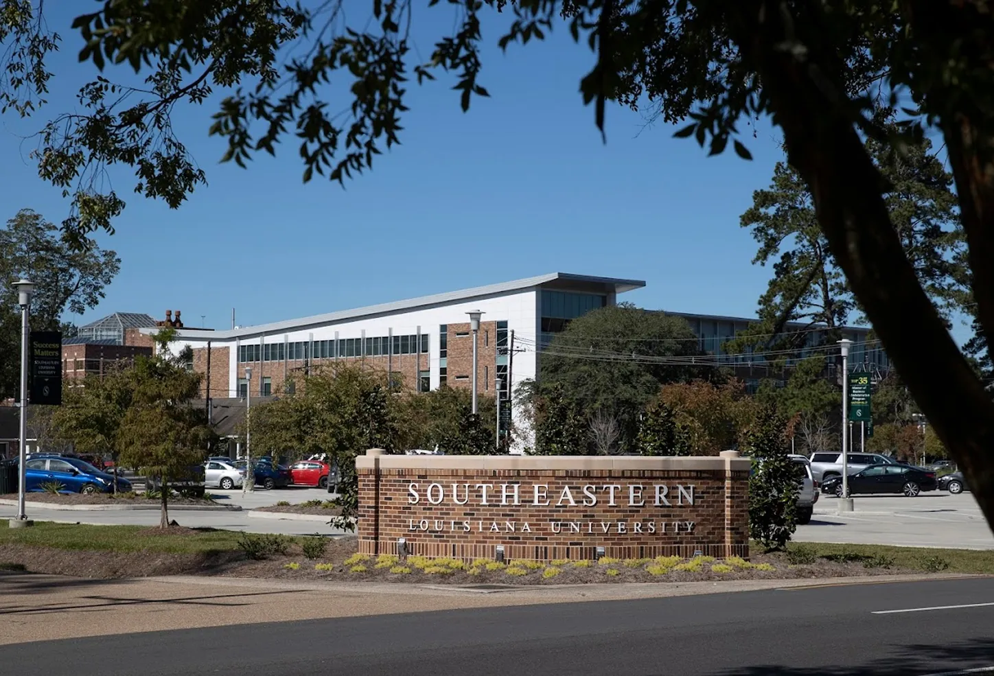 Students walking on the Southeastern Louisiana University campus.