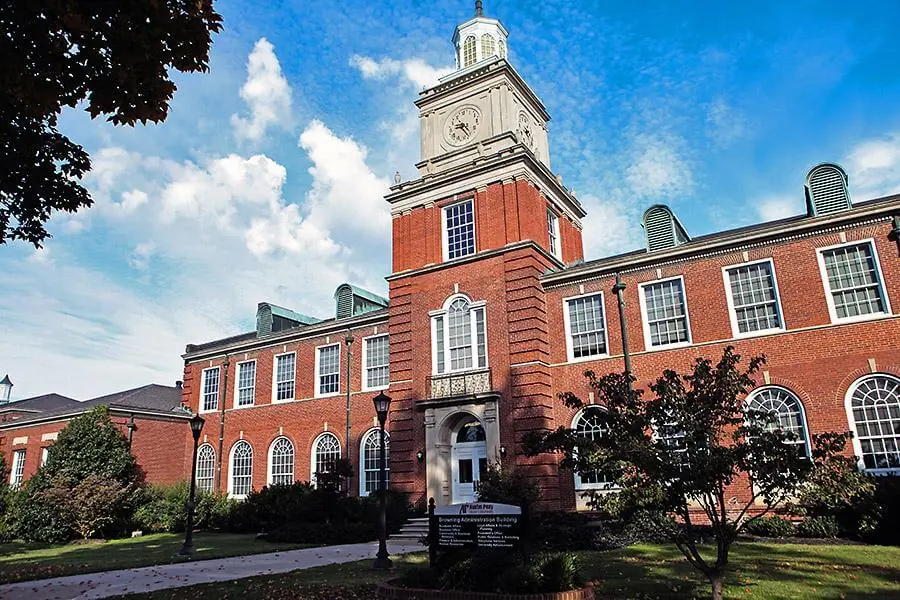 Austin Peay State University building.