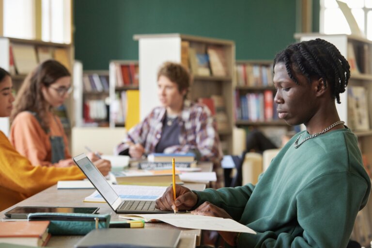 Top 10 Considerations for Evaluating a Higher-Ed Test Proctoring Platform Vendor